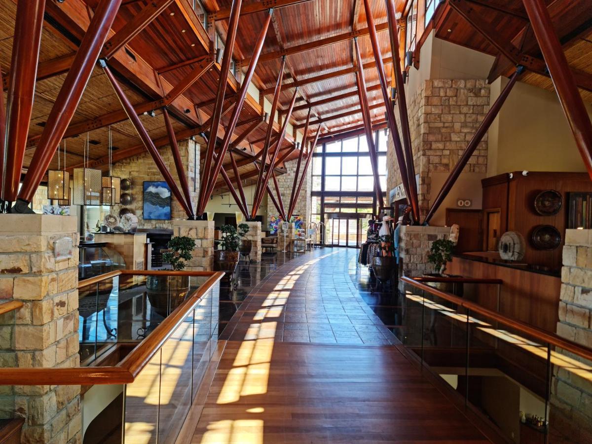 Arabella Hotel, Golf And Spa Hermanus Exterior photo Interior of the hotel