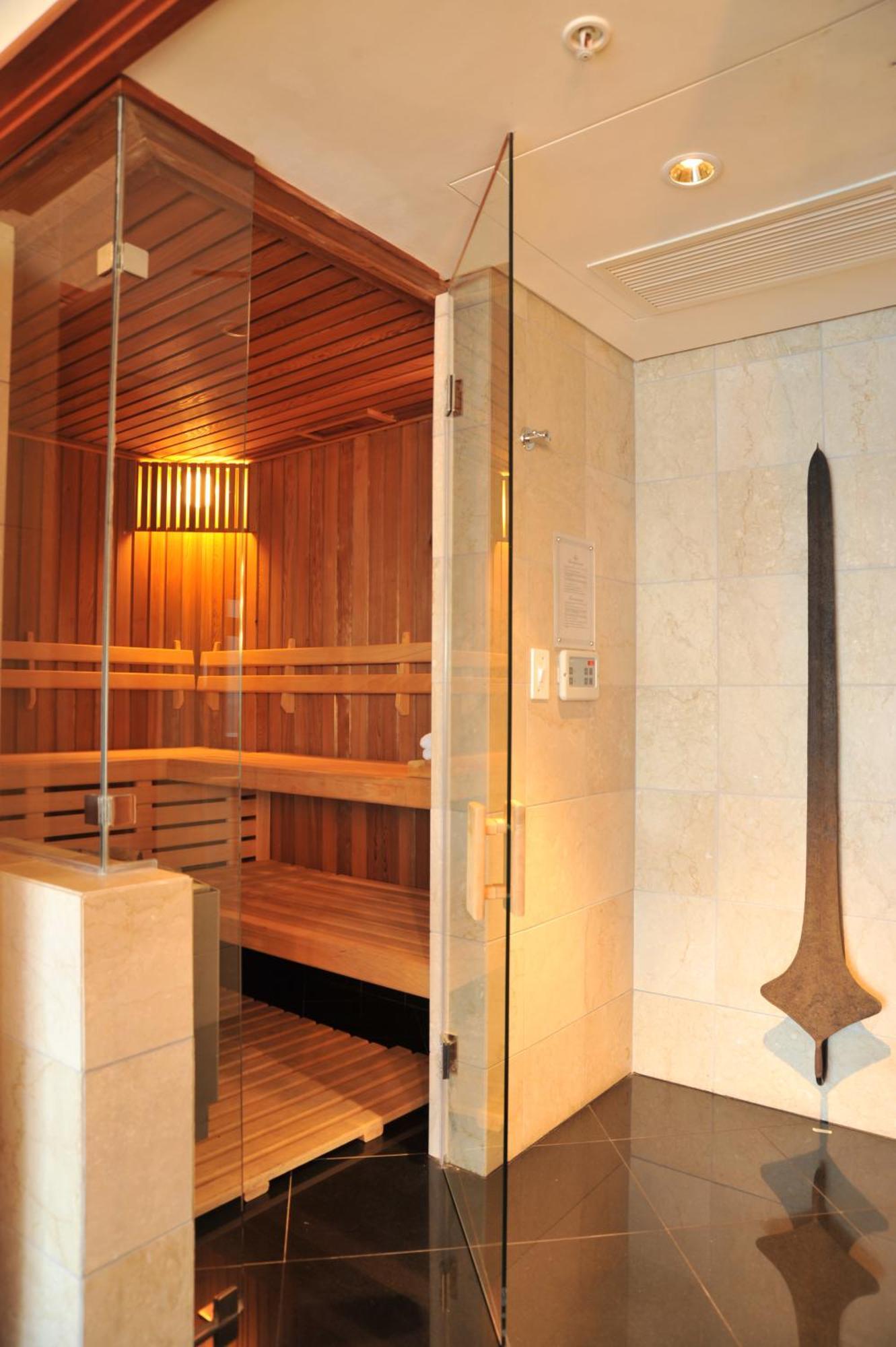 Arabella Hotel, Golf And Spa Hermanus Exterior photo A modern Finnish sauna
