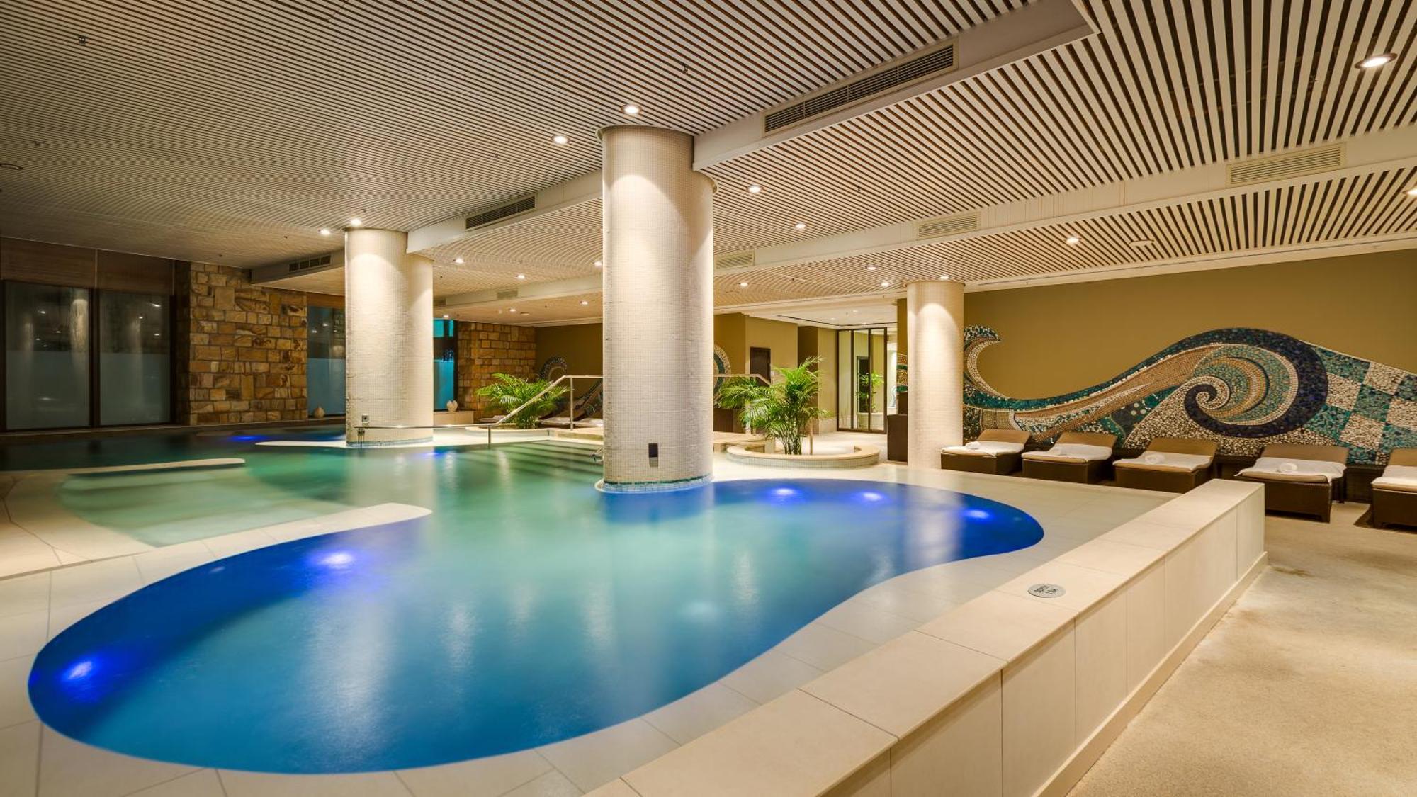 Arabella Hotel, Golf And Spa Hermanus Exterior photo The pool at the hotel