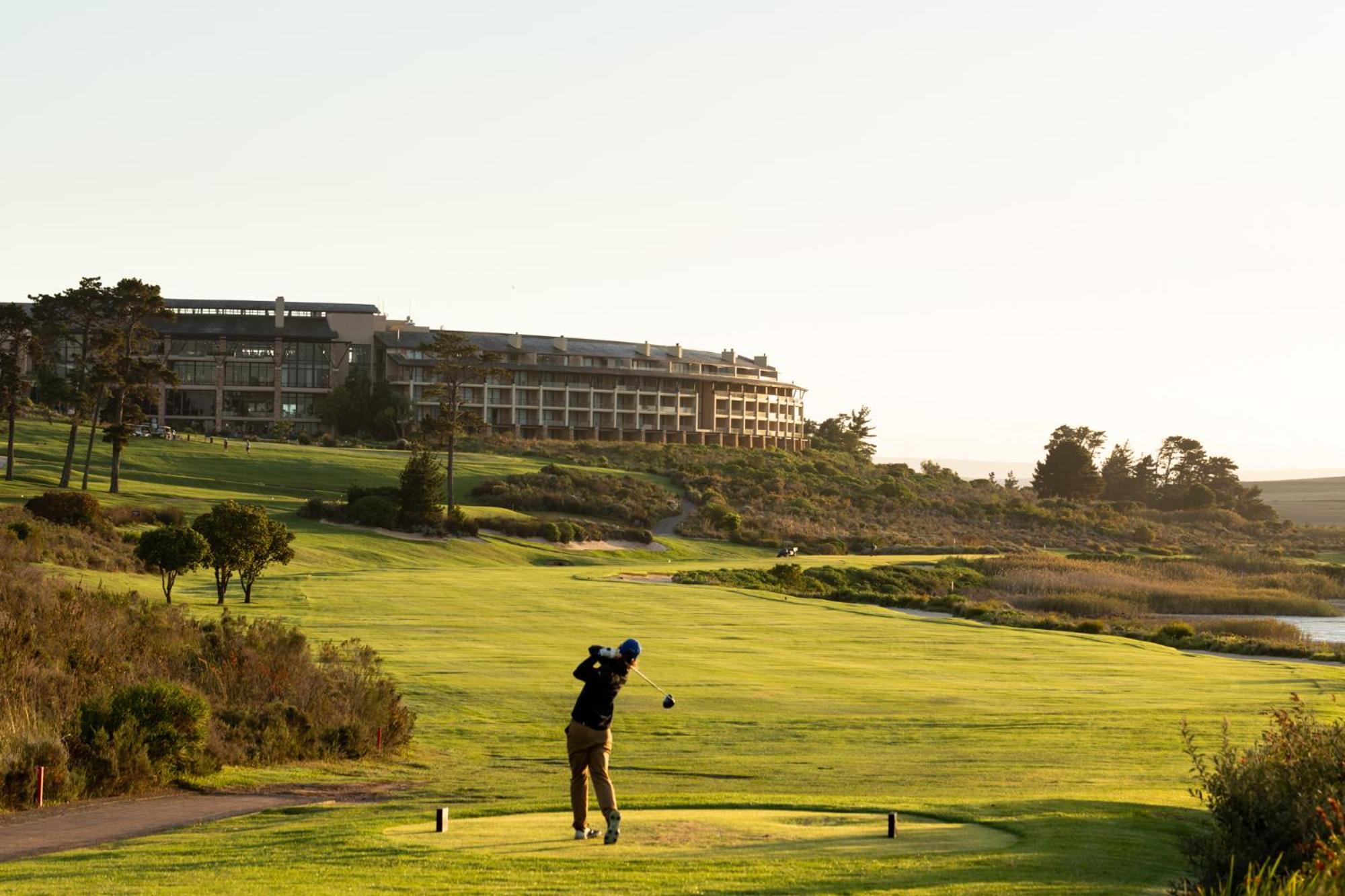 Arabella Hotel, Golf And Spa Hermanus Exterior photo Golf course at the Hyatt Regency Monterey